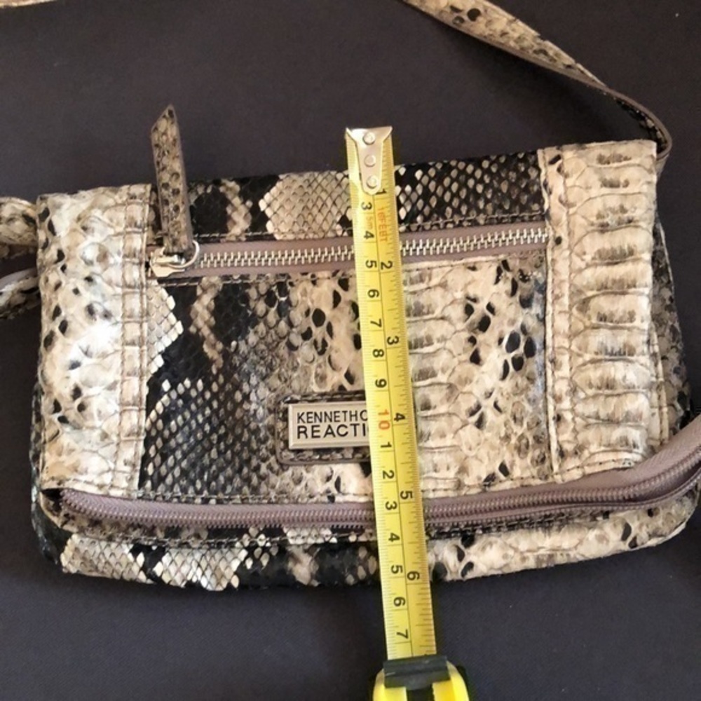 Python print Kenneth Cole small shoulder bag - Picture 8 of 9